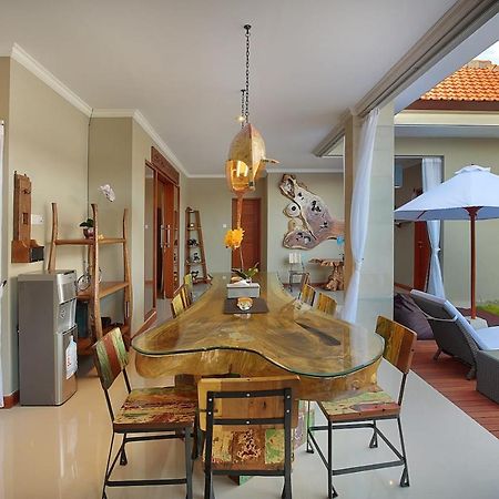 Kae Villa Anggrek Seminyak Kültér fotó